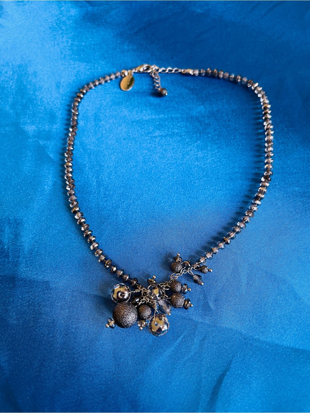 White House Black Market  Whimsical Sparkly Cluster Choker Pendant Necklace